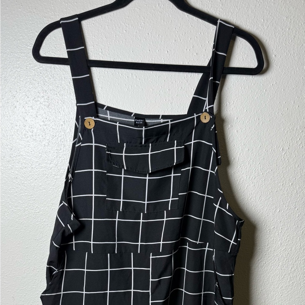 Black and White Grid Pattern Jumpsuit